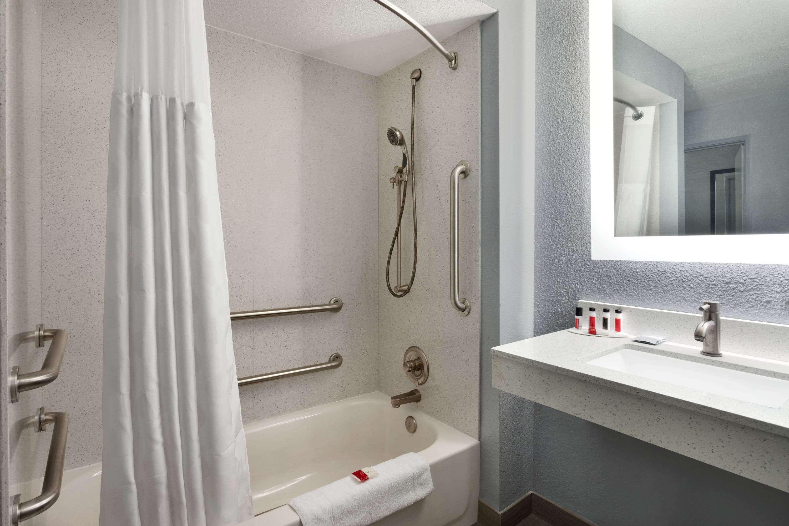 Baymont Inn & Suites Shawnee Eksteriør bilde