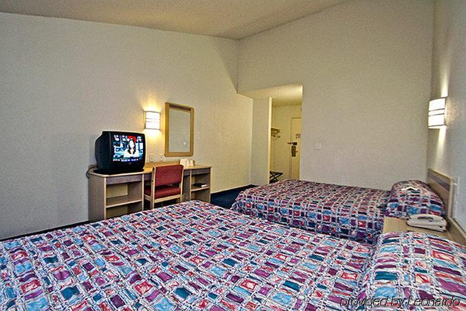 Baymont Inn & Suites Shawnee Eksteriør bilde