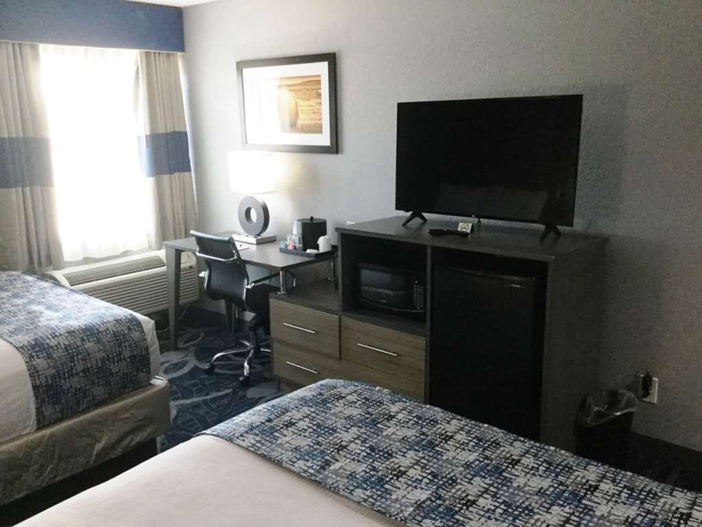 Baymont Inn & Suites Shawnee Rom bilde