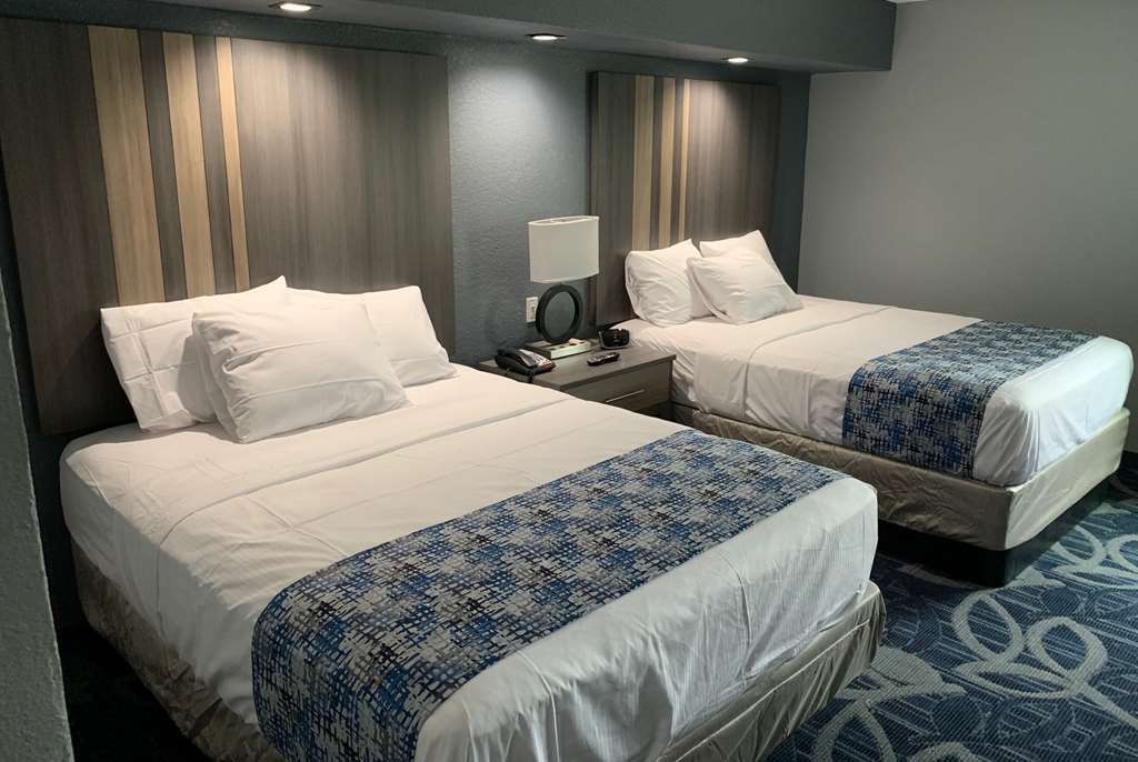 Baymont Inn & Suites Shawnee Rom bilde